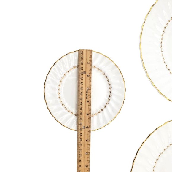 Royal Doulton Fine‎ Bone China Adrian 2x Dinner Plate & 1x Bread Scalloped White - Picture 5 of 5